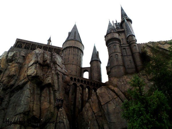 hogwarts-castle