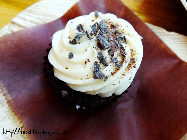 mocha-madness-cupcake