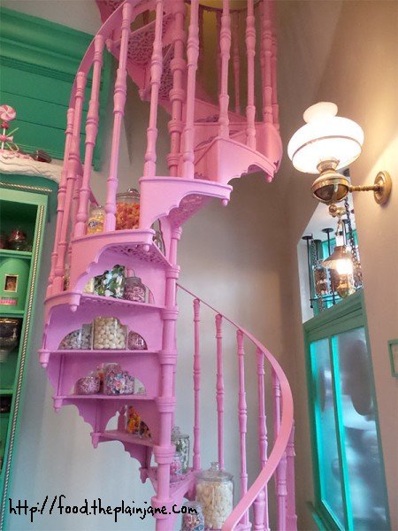pink-staircase-honeydukes