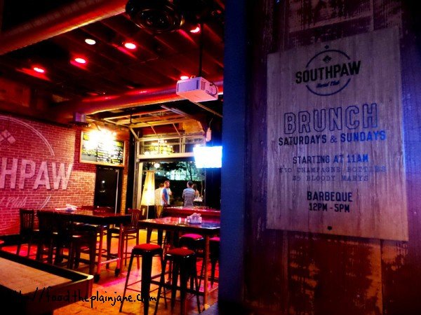 southpaw social club - dining room