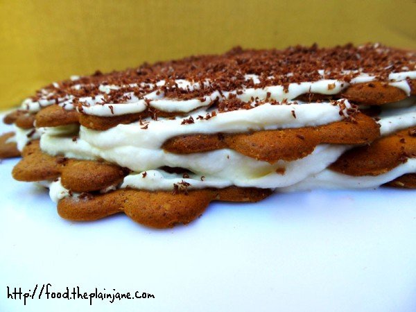 Almond Vanilla Ice Box Cake layers