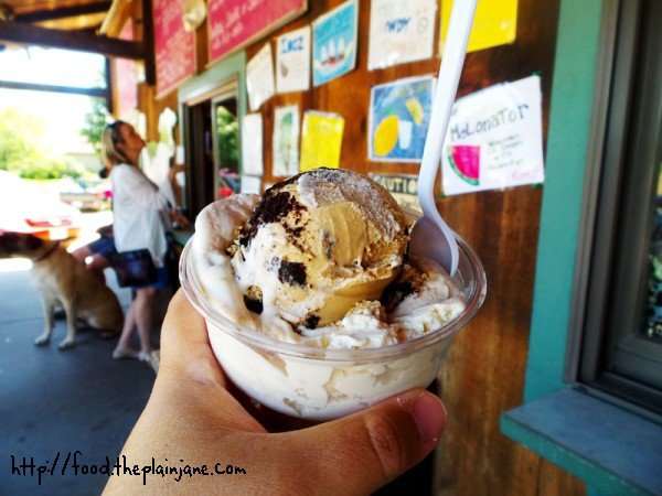 sally's coffee grounds with caramel me ice cream at flayvors
