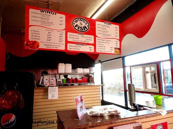 Interior - Wings and Fish / Encanto - San Diego, CA