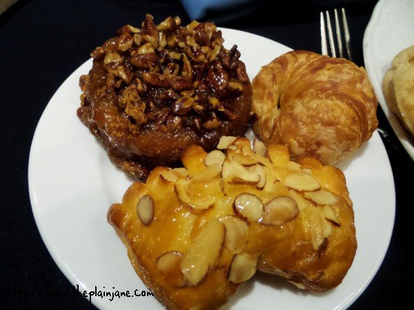 breakfast-pastries-plate