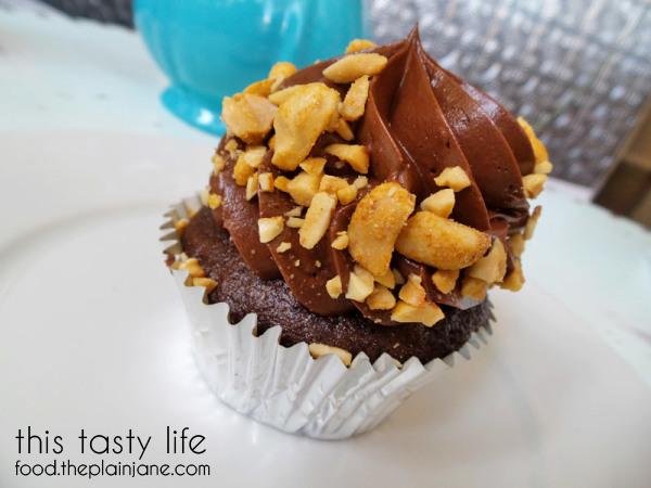 Chocolate Peanut Butter / Frost Me Gourmet Cupcakes