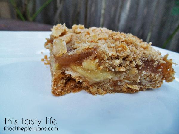 apple-pie-crumb-bars