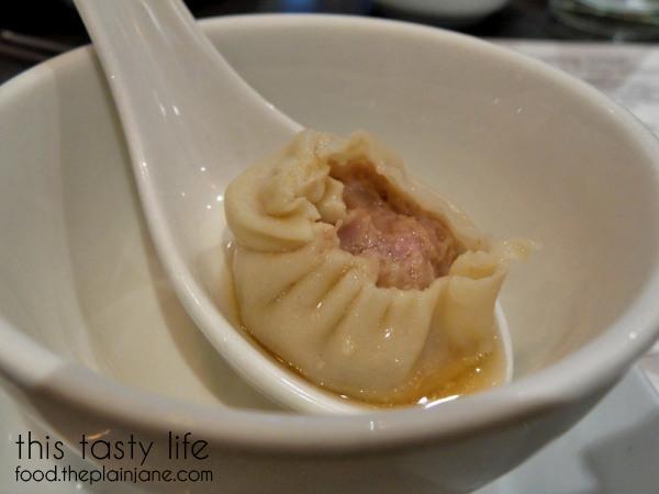 din-tai-fung-juicy-soup-dumpling