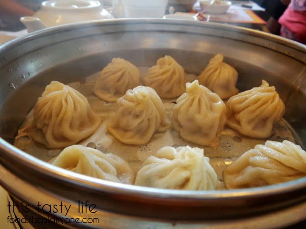 hui-tou-xiang-xlb-dumplings