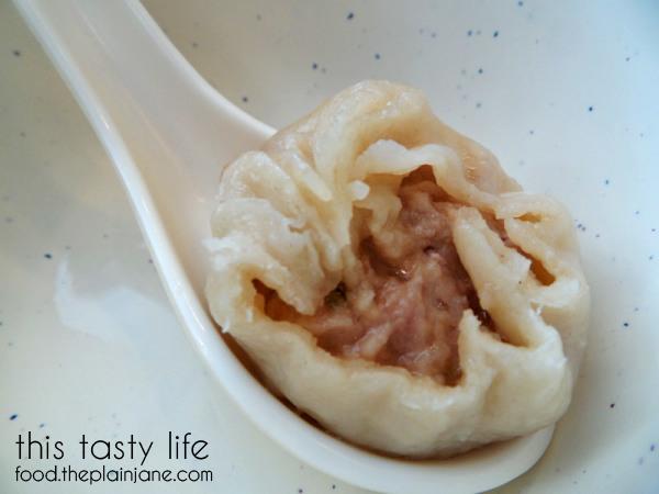 jing-jiang-xlb-soupy-insides