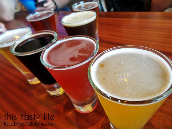 coronado-brew-beer-tasters