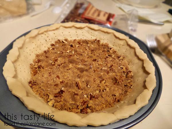 Pecan Crust in the making | This Tasty Life - http://food.theplainjane.com
