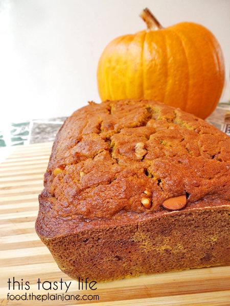 PPumpkin Chocolate Chip Pecan Bread - it's what's for breakfast! | This Tasty Life - food.theplainjane.com