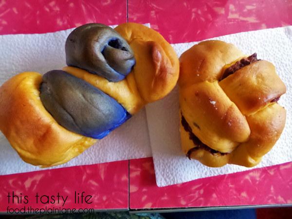 ube-bread-munggo-basket-breads