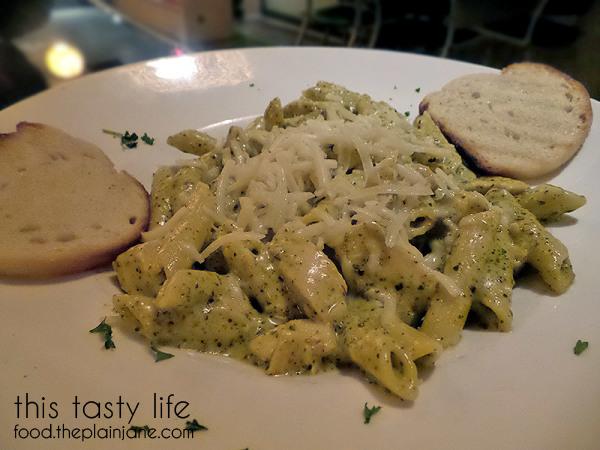 Cheesy Chicken Pesto | Isabella Artisan Pizzeria
