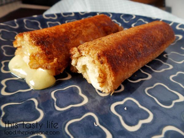 Grilled Cheese Sticks | This Tasty Life - http://food.theplainjane.com