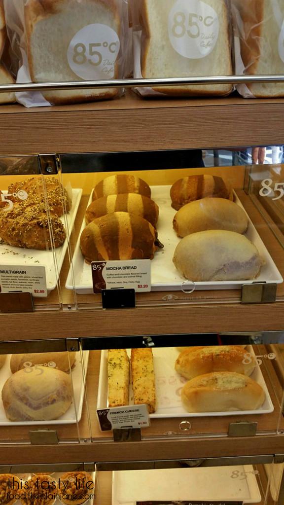 85c bread trays at 85c Bakery San Diego | This Tasty Life