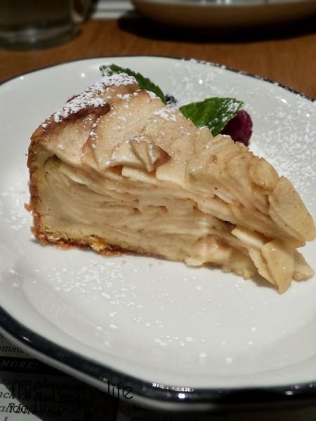 apple-pie-custard-torte