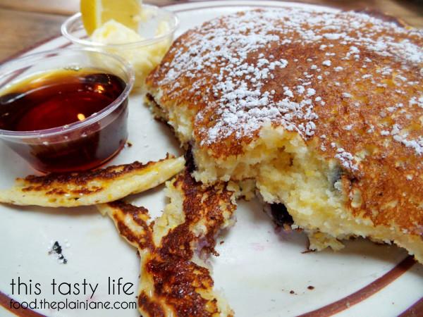 blueberry-cornmeal-pancakes