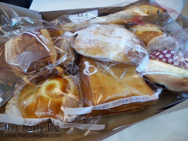 Boxed and Bagged - 85c Bakery San Diego | This Tasty Life
