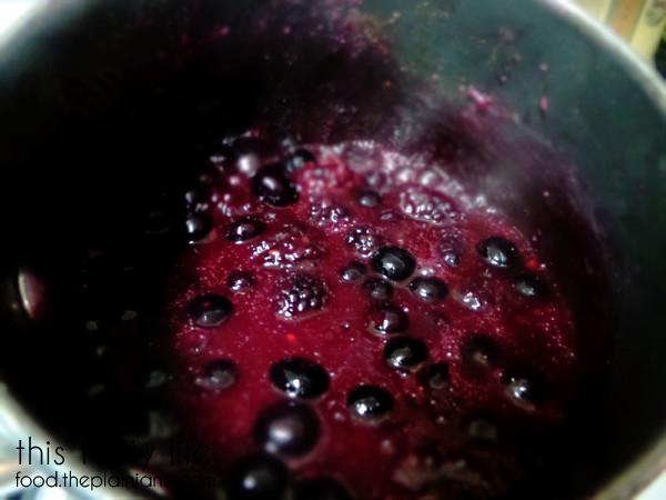Bubbling Berry Sauce
