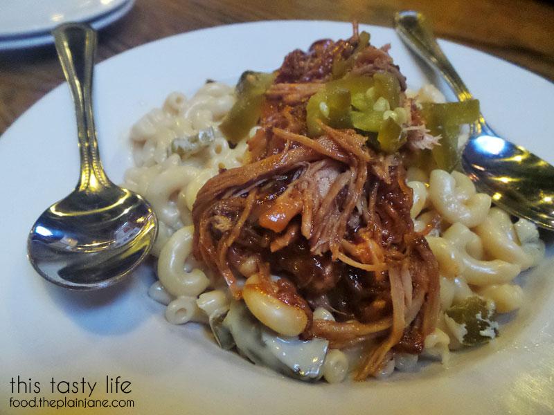 lumberyard tavern / encinitas