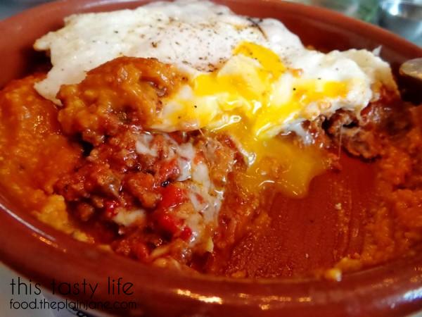 broken-yolk-sausage-ragu