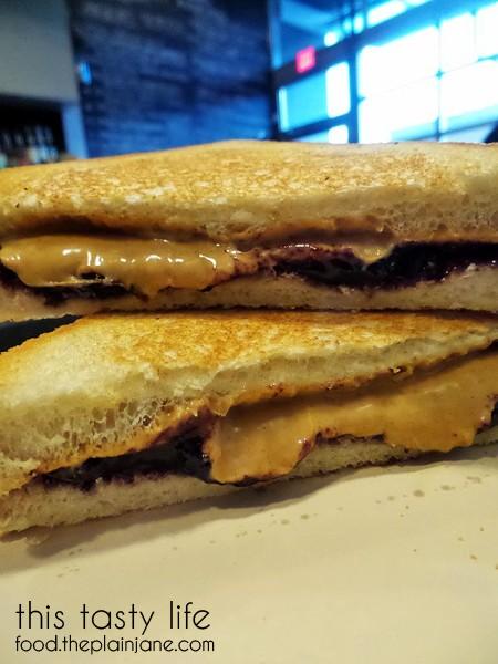 bunk-sandwiches-peanut-butter-jelly