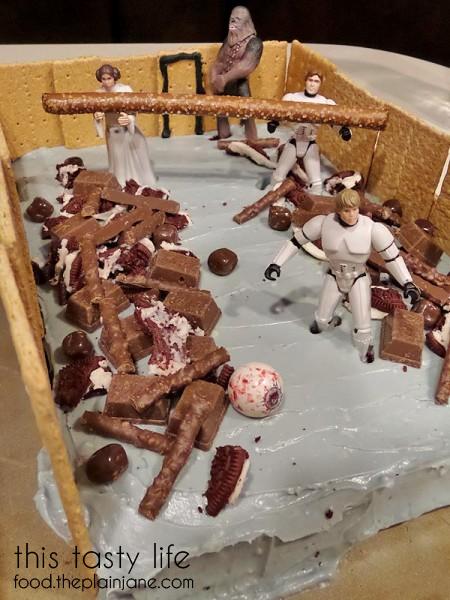 Star Wars Trash Compactor Cake | This Tasty Life