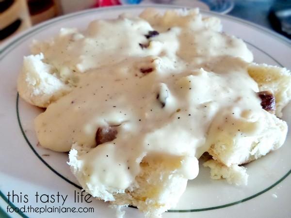 Biscuits and Gravy - Izzy's Cafe in El Cajon | This Tasty Life
