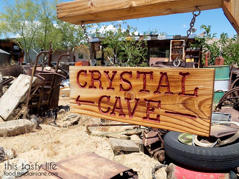 the jelly donut & sky village swap meet / yucca valley, ca