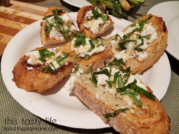 ricotta-honey-toast