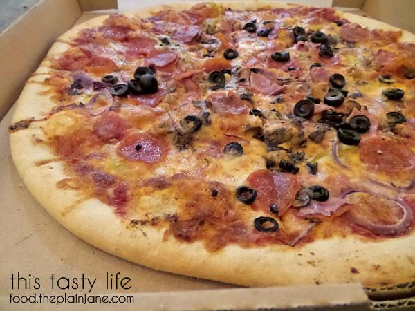 olive-pepperoni-pizza