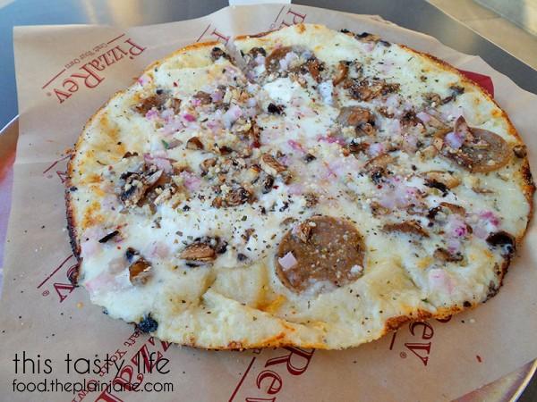 pizzarev-white-sauce-creation