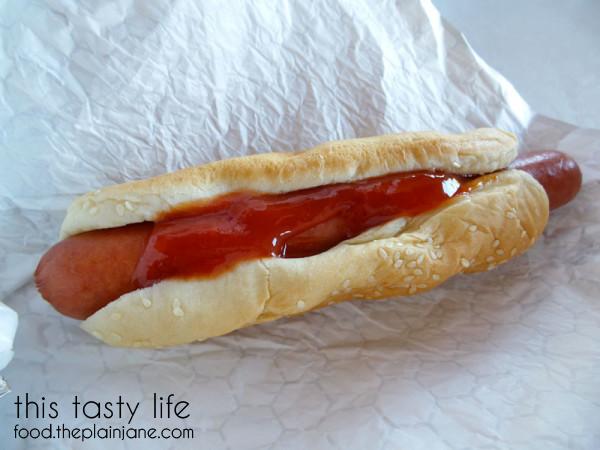 hot-dog-ketchup