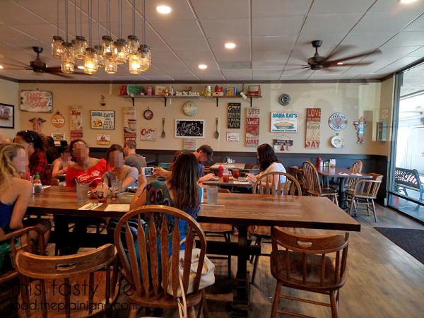 mama-kats-dining-room