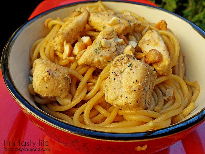 [recipe] sesame chicken noodles + a giveaway