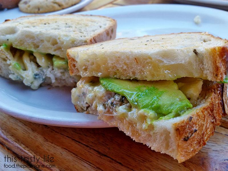 dog walks and a revisit to con pane rustic breads