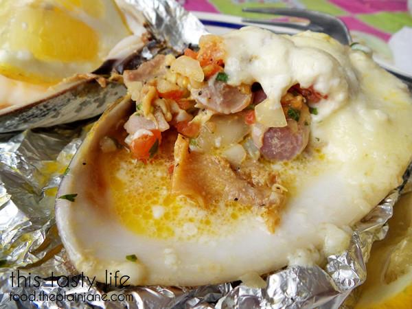 el-taco-riendo-ensenada-cooked-clams