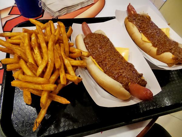 fries-and-dogs-pinks