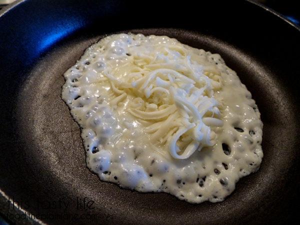 Melting cheese for the quesataco