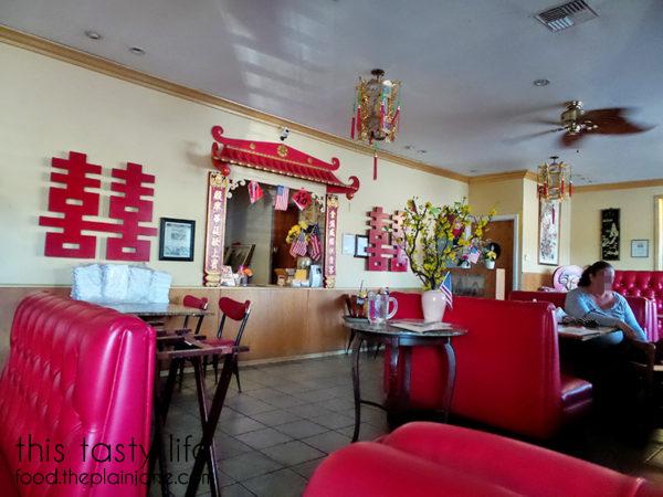 wongs-golden-palace-interior