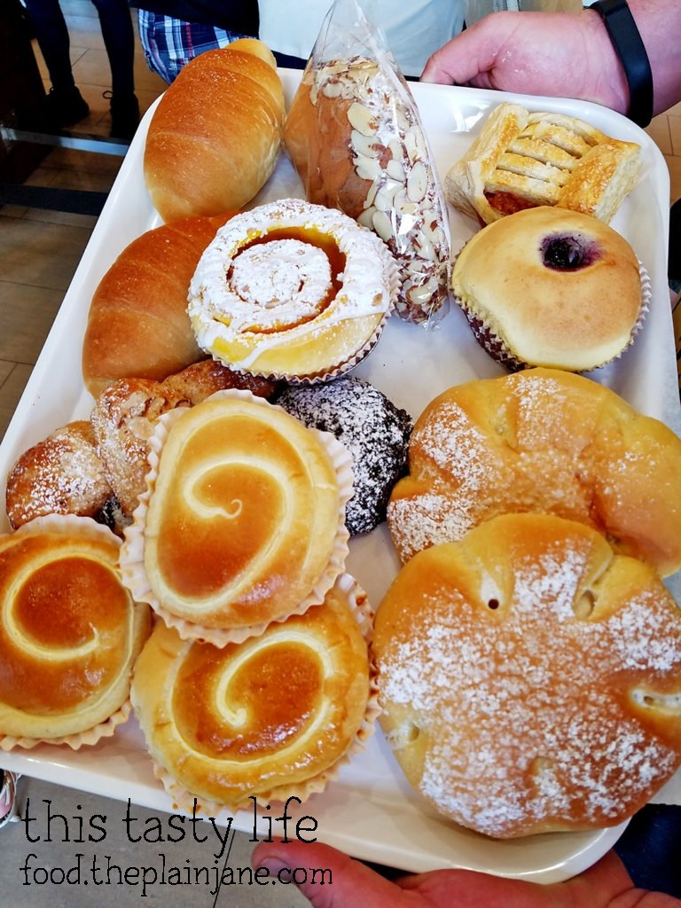 Baked Goods from 85C Bakery