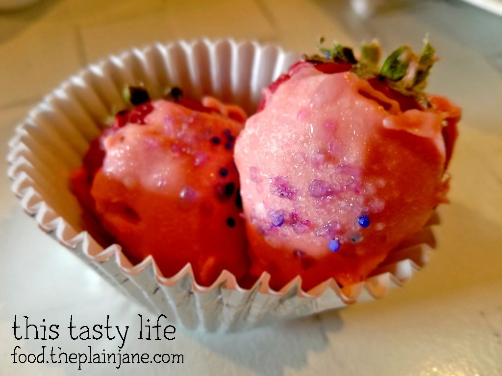 Chocolate covered strawberries | Matua's Sushi Bar and Islander Grill - Chula Vista, CA