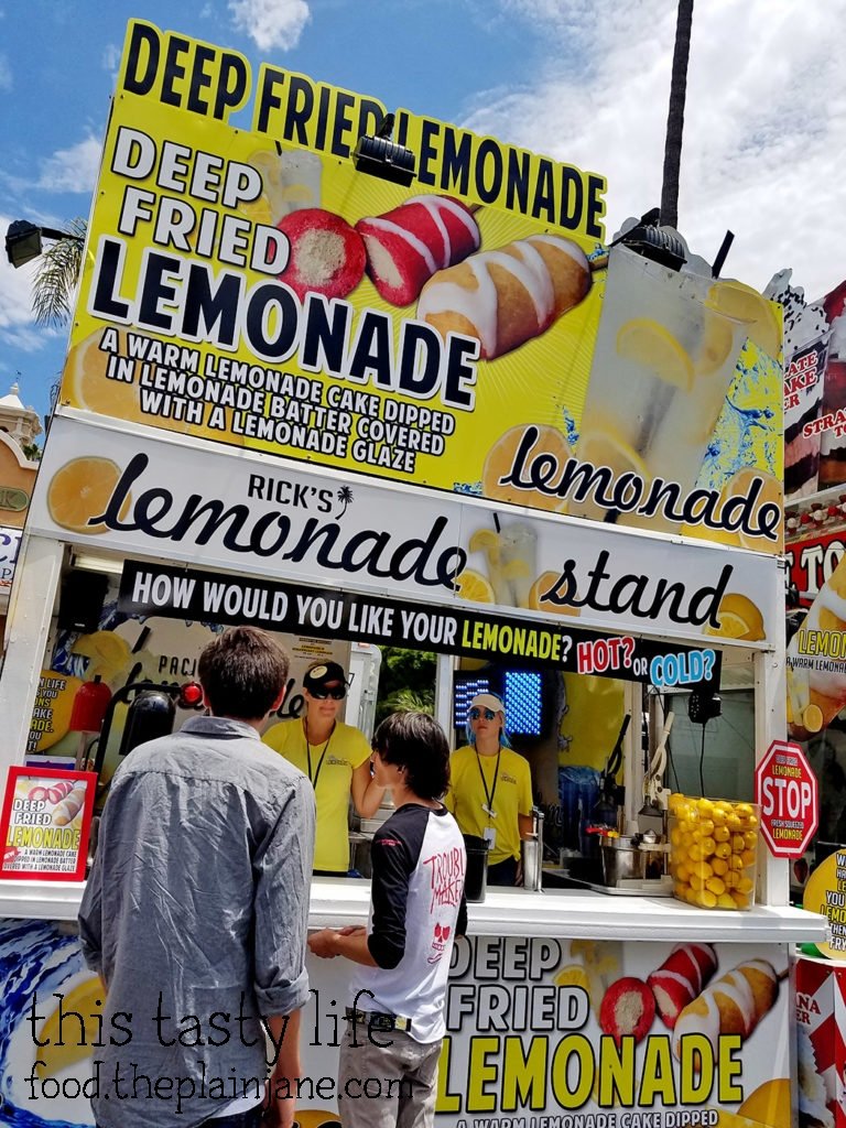 deep-fried-lemonade-stand