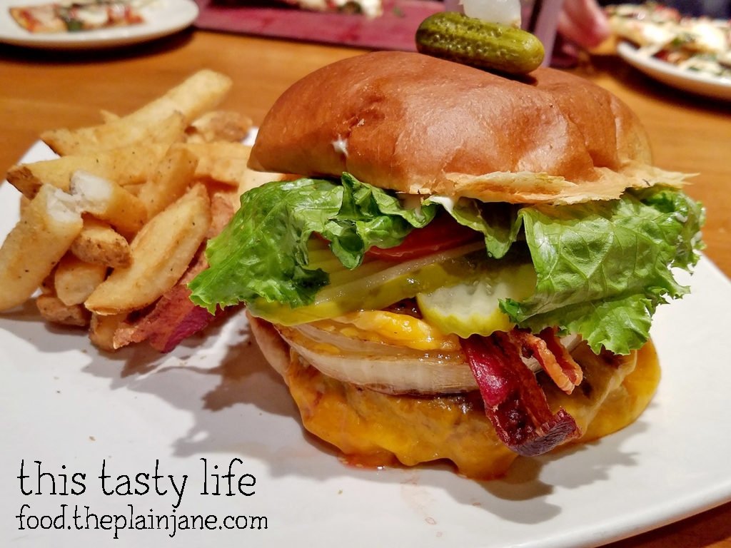 onion-bacon-cheeseburger