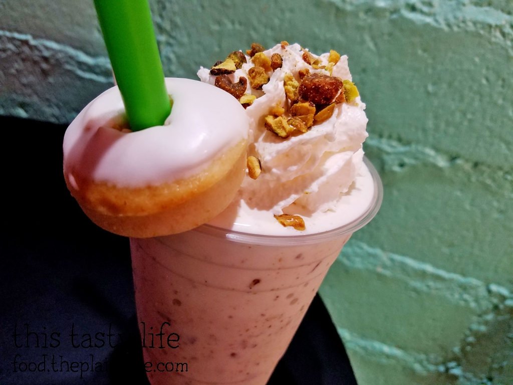 Baked Mini Donut with Pistachio Milkshake - Great Shakes | Palm Springs, CA