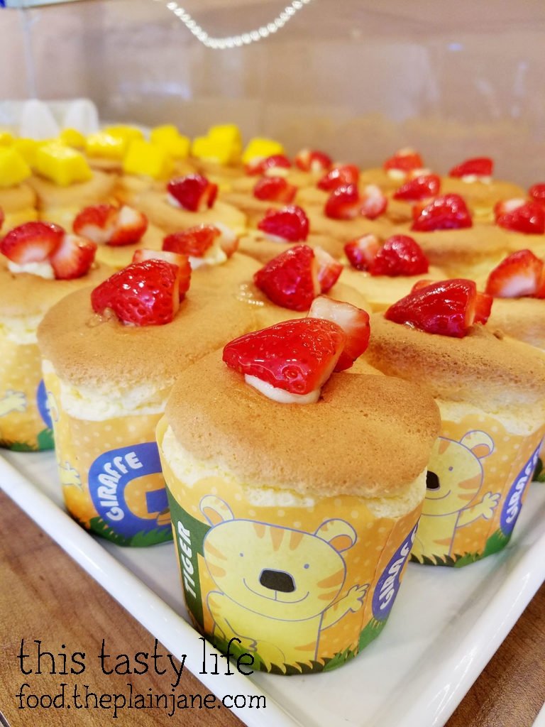 Little Cakes at Sunmerry Bakery - Irvine, CA