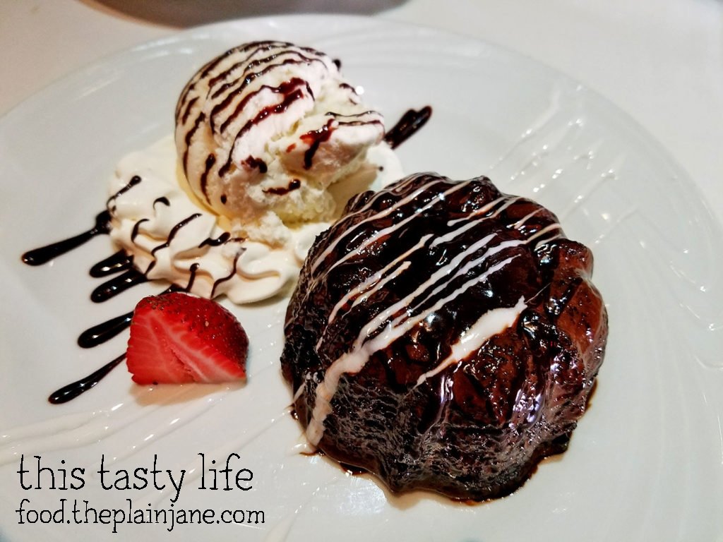 molten-chocolate-cake-fogo-de-chao