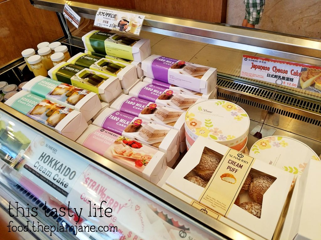 Cakes at Sunmerry Bakery - Irvine, CA