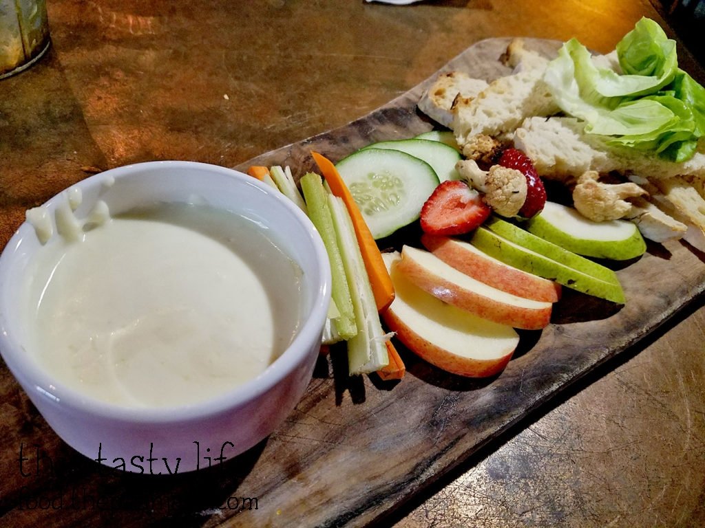cafe-21-cheese-fondue